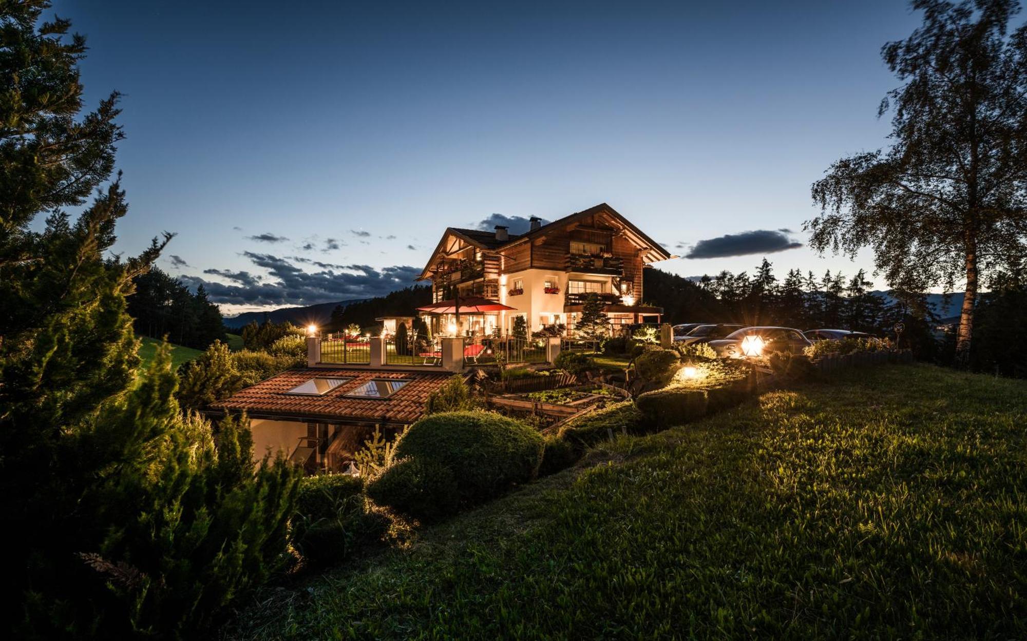קאסטלרוטו Alpin Boutique Villa Gabriela - Adults Only מראה חיצוני תמונה